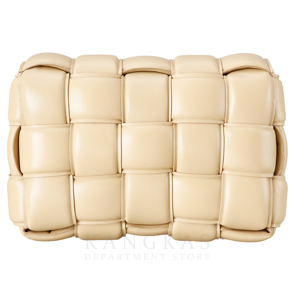 BOTTEGA VENETA(USED)보테가베네타 패딩 카세트 백